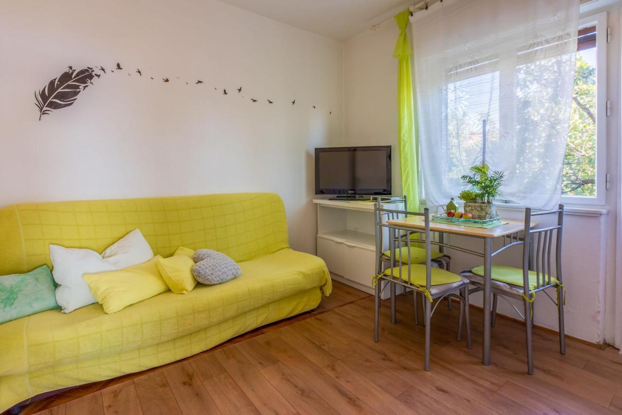 קריקווניצה Apartments Marmar מראה חיצוני תמונה
